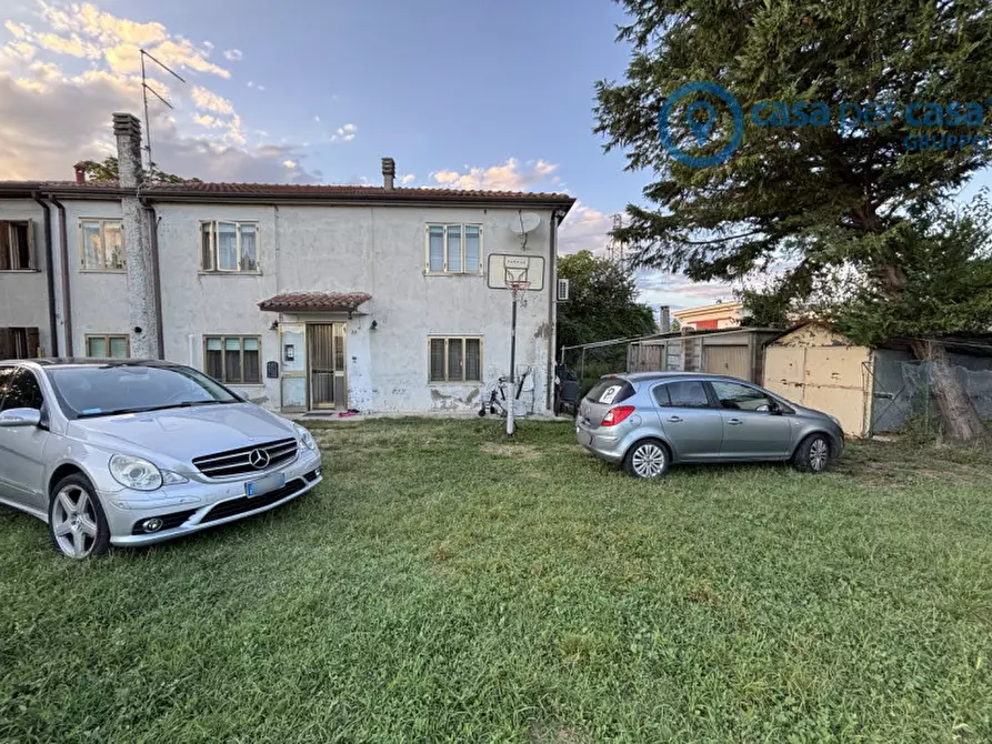 Immagine 13 di Villetta a schiera in vendita  a Rovigo