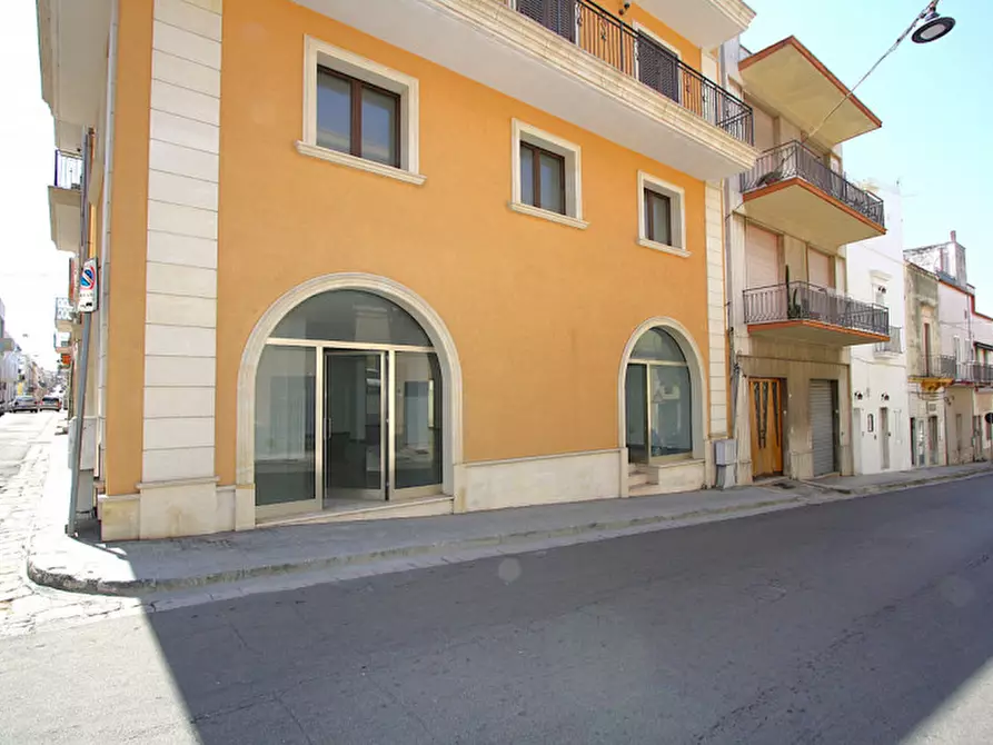 Immagine 1 di Attività commerciale in affitto  in Via Impero, Parabita, LE, Italia a Parabita