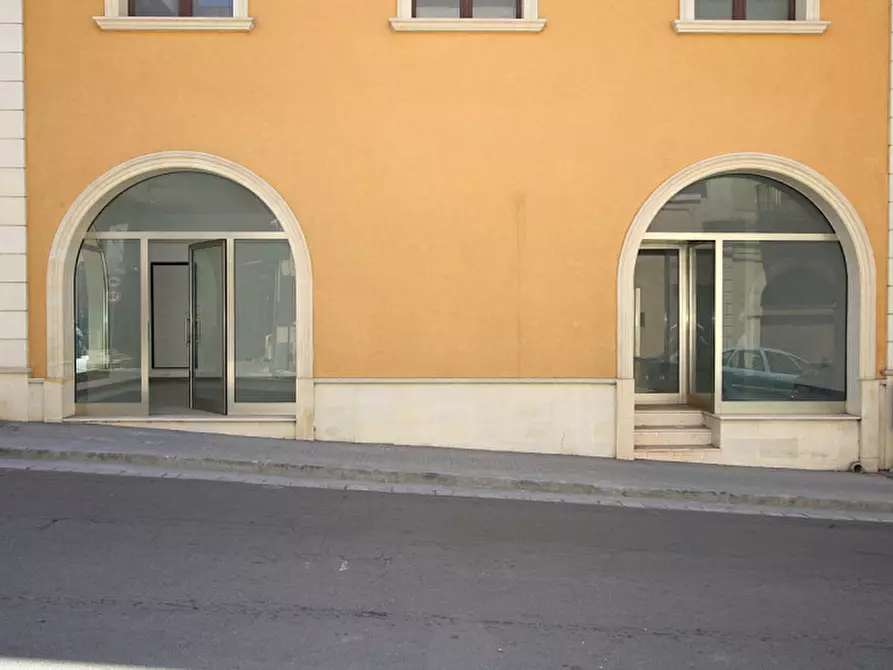 Immagine 10 di Attività commerciale in affitto  in Via Impero, Parabita, LE, Italia a Parabita