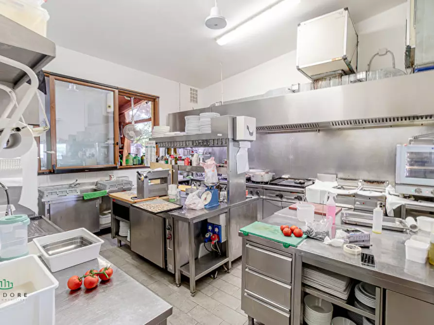 Immagine 20 di Attività commerciale in vendita  in via Monte del Re 20 a Dozza