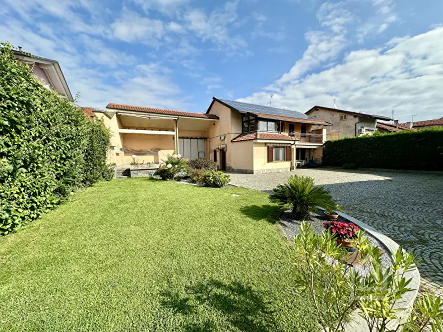 Immagine 2 di Casa indipendente in vendita  in Corso Regina Margherita 48 a Volpiano