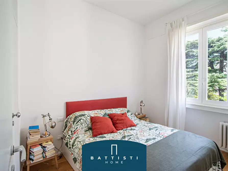 Immagine 11 di Appartamento in vendita  in Via della Giuliana a Roma