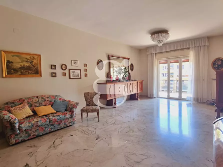 Immagine 2 di Appartamento in vendita  in Piazza Generale Gioacchino Nastasi,N°34 a Milazzo