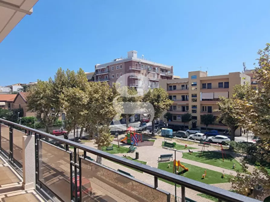 Immagine 6 di Appartamento in vendita  in Piazza Generale Gioacchino Nastasi,N°34 a Milazzo