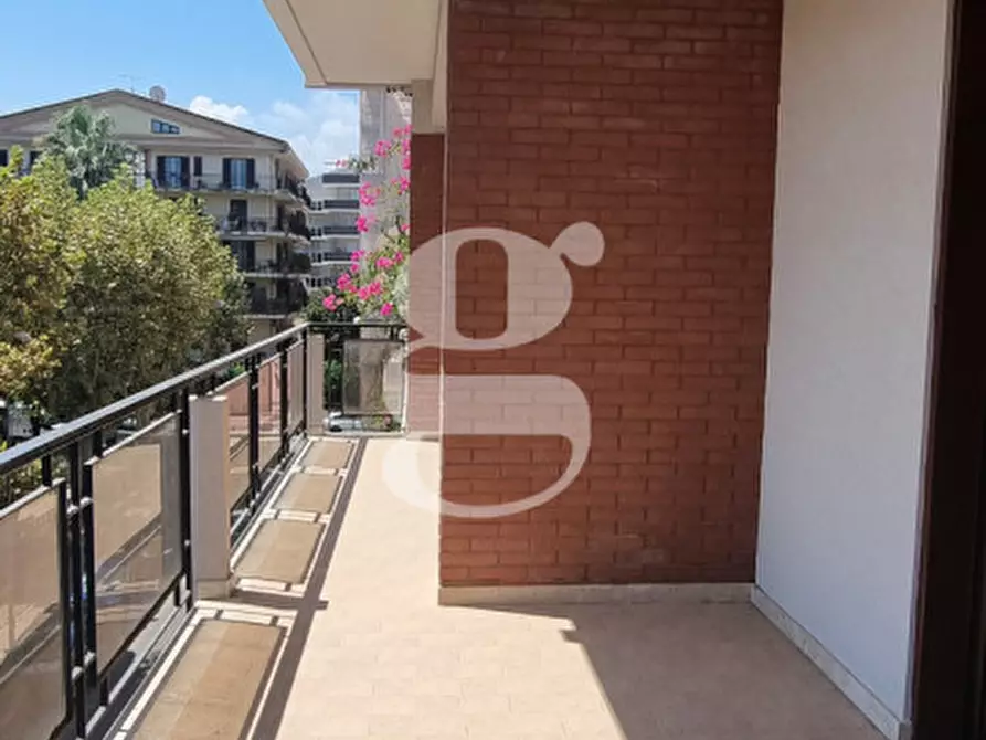 Immagine 12 di Appartamento in vendita  in Piazza Generale Gioacchino Nastasi,N°34 a Milazzo