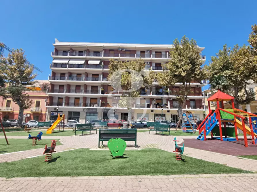 Immagine 29 di Appartamento in vendita  in Piazza Generale Gioacchino Nastasi,N°34 a Milazzo