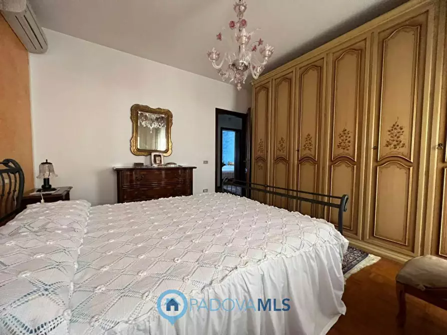 Immagine 11 di Villa in vendita  in Via Nuova, 130 a Anguillara Veneta