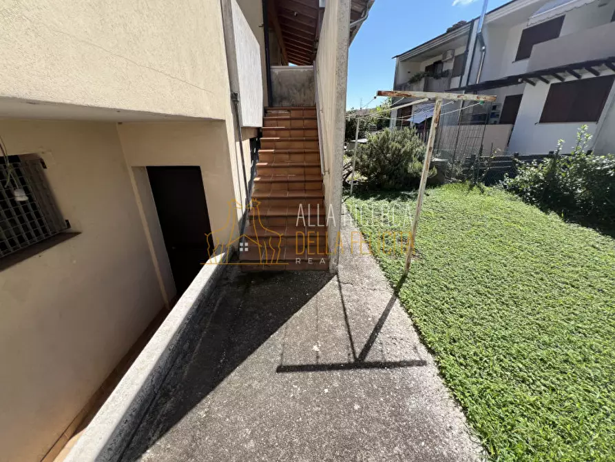 Immagine 18 di Villetta a schiera in vendita  in Via Degli Orti 10 a Schio