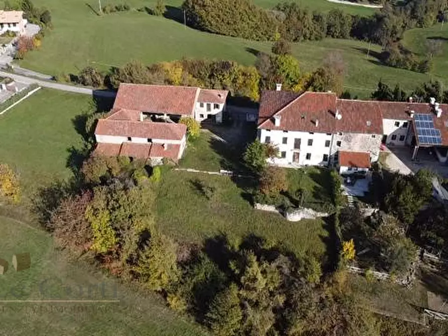 Immagine 1 di Villa in vendita  a Brogliano