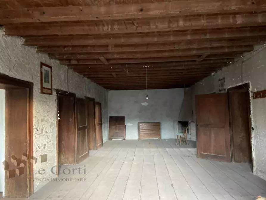 Immagine 10 di Villa in vendita  a Brogliano