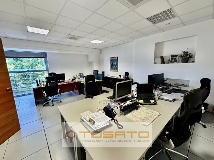 Immagine 1 di Ufficio in affitto  a Zevio