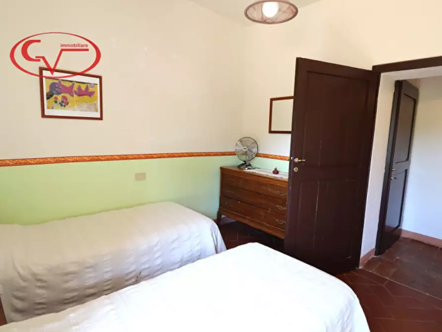 Immagine 22 di Villetta a schiera in vendita  in Levane a Bucine