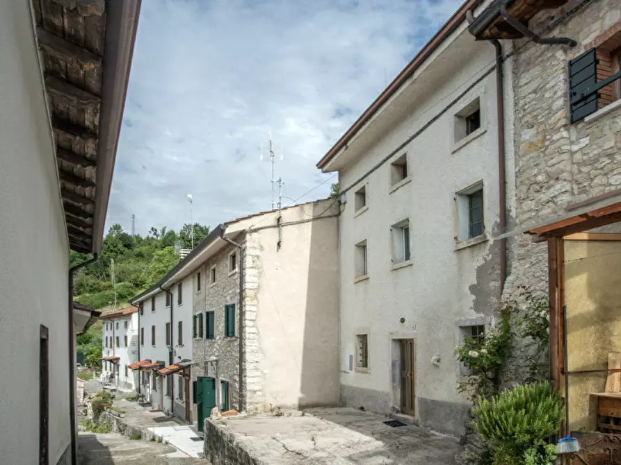 Immagine 1 di Rustico / casale in vendita  a Badia Calavena