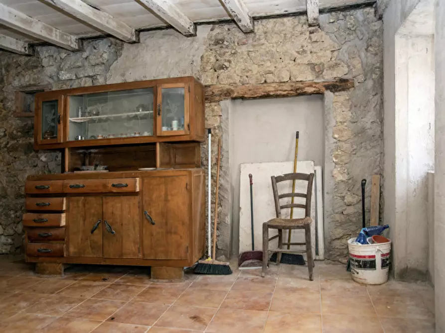 Immagine 3 di Rustico / casale in vendita  a Badia Calavena