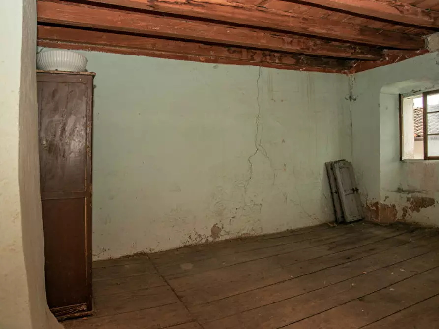 Immagine 22 di Rustico / casale in vendita  a Badia Calavena