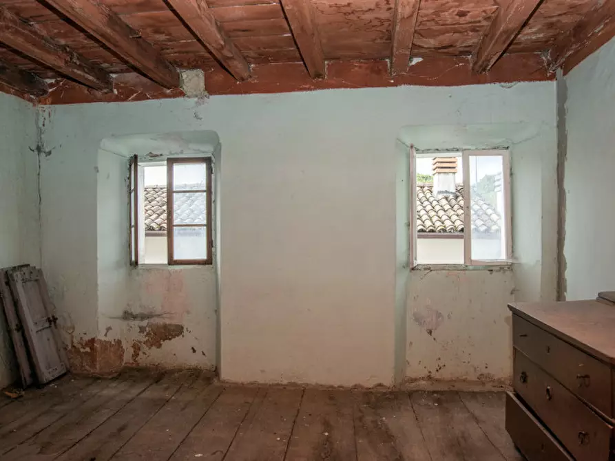 Immagine 25 di Rustico / casale in vendita  a Badia Calavena