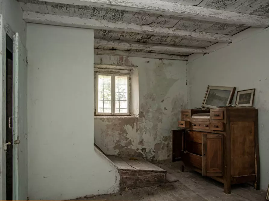 Immagine 26 di Rustico / casale in vendita  a Badia Calavena