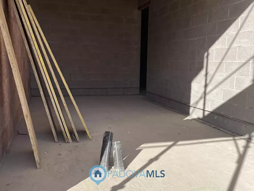 Immagine 10 di Casa quadrifamiliare in vendita  a Rubano