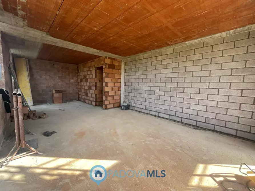 Immagine 12 di Casa quadrifamiliare in vendita  a Rubano