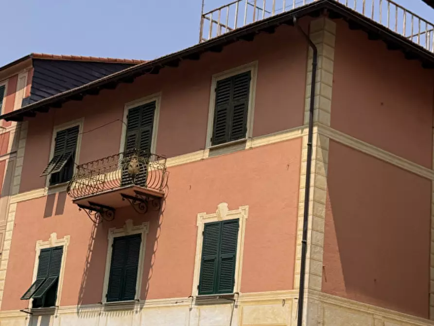 Immagine 1 di Attico in vendita  in via Romana di Quarto a Genova