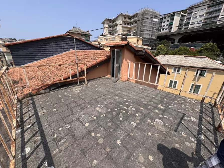 Immagine 3 di Attico in vendita  in via Romana di Quarto a Genova