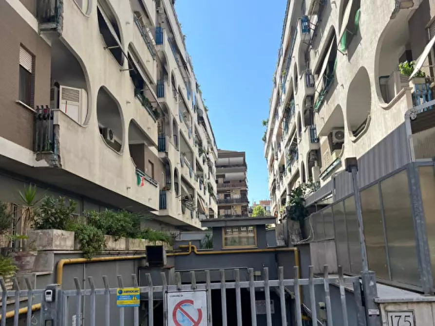 Immagine 10 di Appartamento in vendita  in Via Costanzo Casana a Roma