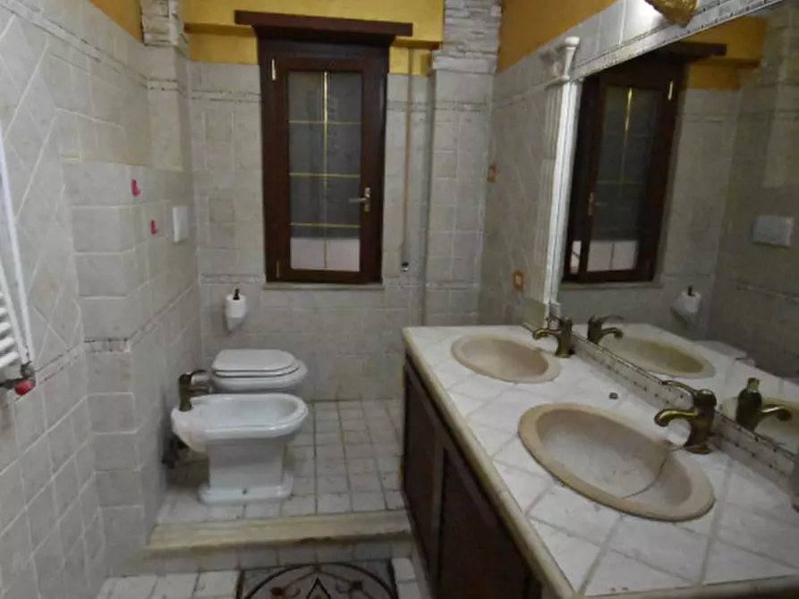 Immagine 22 di Appartamento in vendita  in Via Costanzo Casana a Roma