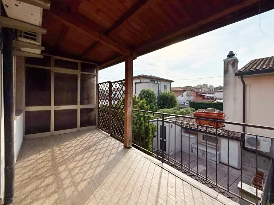 Immagine 6 di Casa bifamiliare in vendita  in via cesare lombroso 1 a San Giovanni Lupatoto