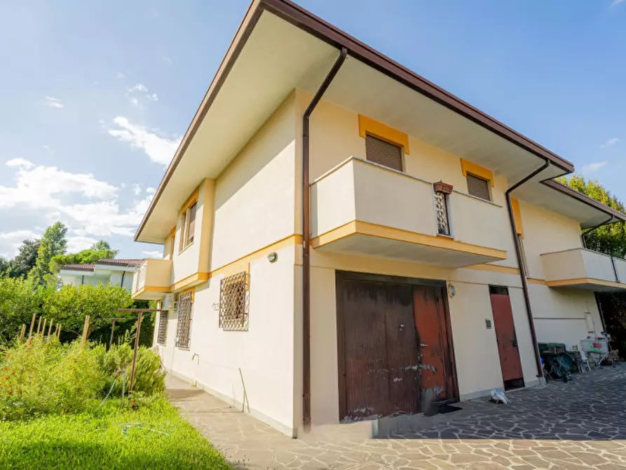 Immagine 9 di Casa indipendente in vendita  in via San Pio X, 34 a Abano Terme