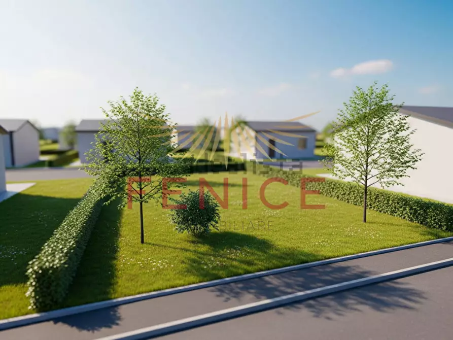 Immagine 1 di Terreno in vendita  in via feratine a Montebelluna