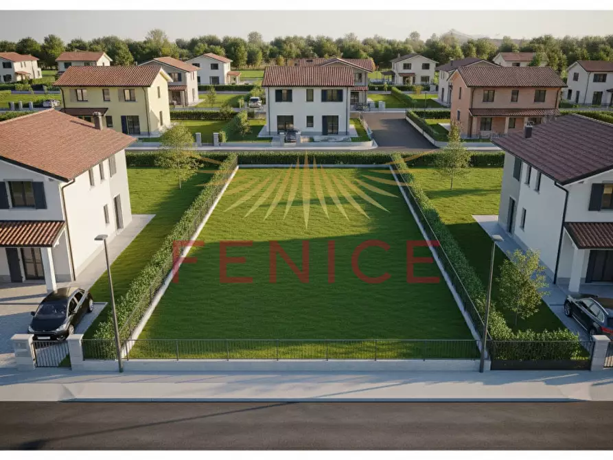 Immagine 3 di Terreno in vendita  in via feratine a Montebelluna