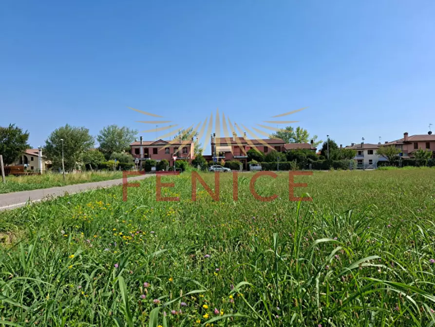 Immagine 16 di Terreno in vendita  in via feratine a Montebelluna