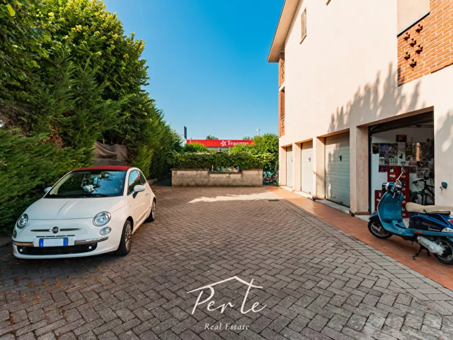 Immagine 21 di Appartamento in vendita  in Via Ferruccio Parri 20 a Curtatone