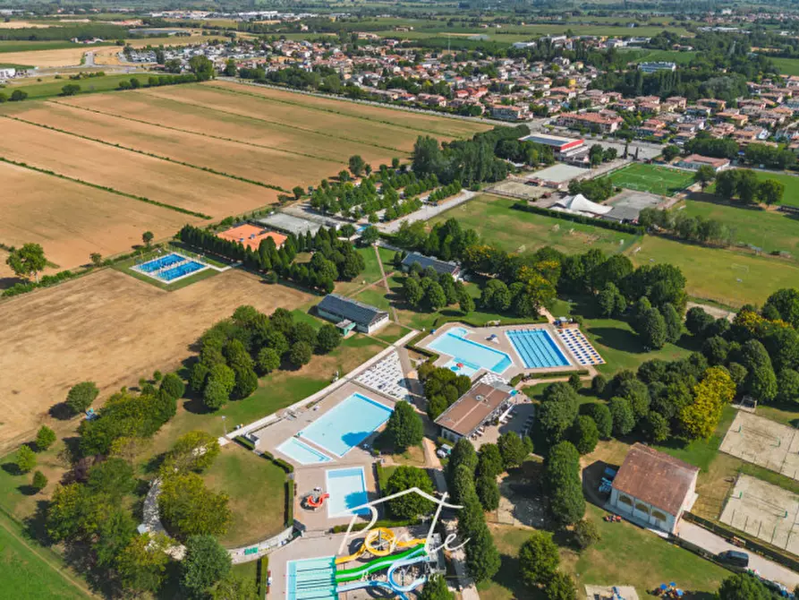 Immagine 29 di Appartamento in vendita  in Via Ferruccio Parri 20 a Curtatone