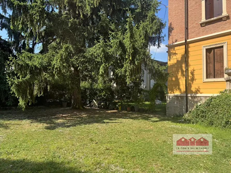 Immagine 18 di Appartamento in vendita  in Via Fratelli Albanese a Vicenza