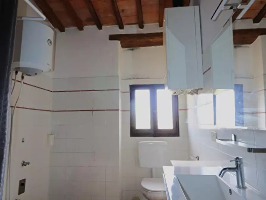 Immagine 16 di Villetta a schiera in vendita  in Levane a Bucine