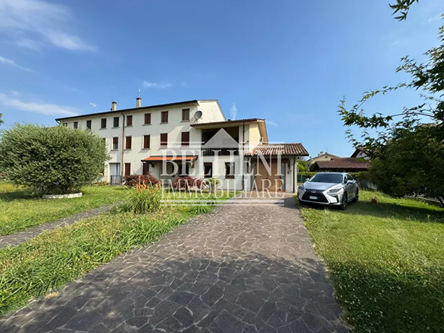 Immagine 2 di Casa bifamiliare in affitto  in via Roma a Pozzoleone