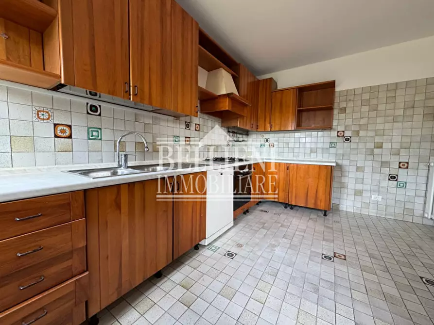 Immagine 8 di Casa bifamiliare in affitto  in via Roma a Pozzoleone