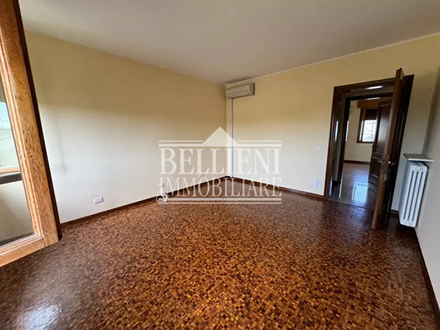 Immagine 14 di Casa bifamiliare in affitto  in via Roma a Pozzoleone