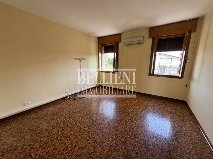 Immagine 17 di Casa bifamiliare in affitto  in via Roma a Pozzoleone