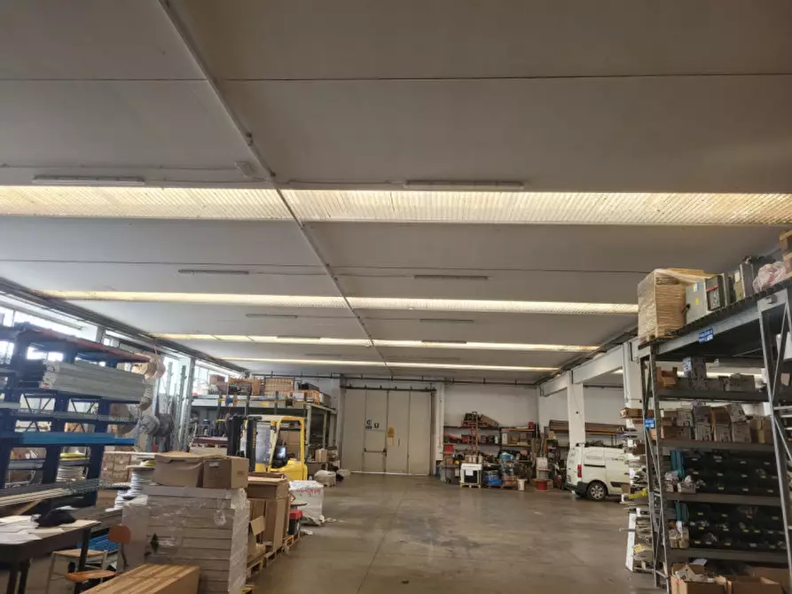 Immagine 1 di Capannone industriale in affitto  a Formigine