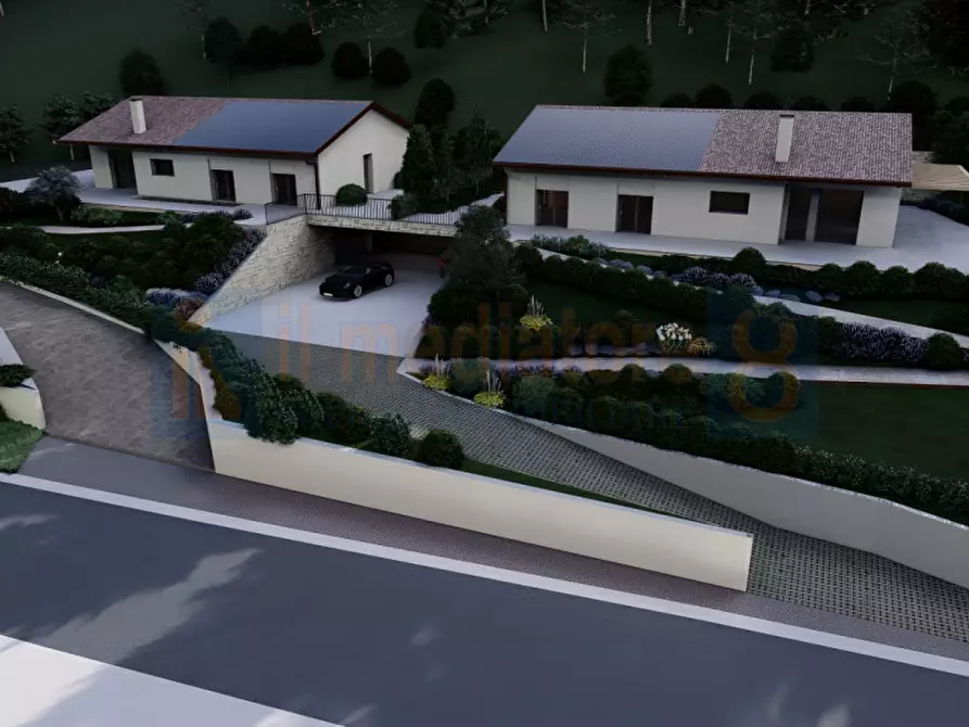 Immagine 1 di Casa indipendente in vendita  a Bassano Del Grappa