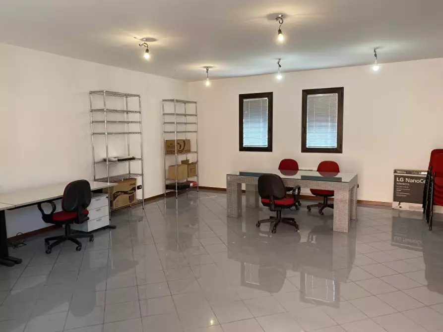 Immagine 5 di Ufficio in vendita  in via Vigonovese a Padova
