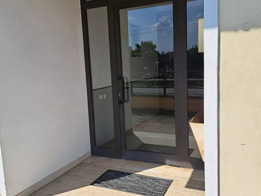 Immagine 24 di Appartamento in vendita  in via vittorio veneto a Curtarolo