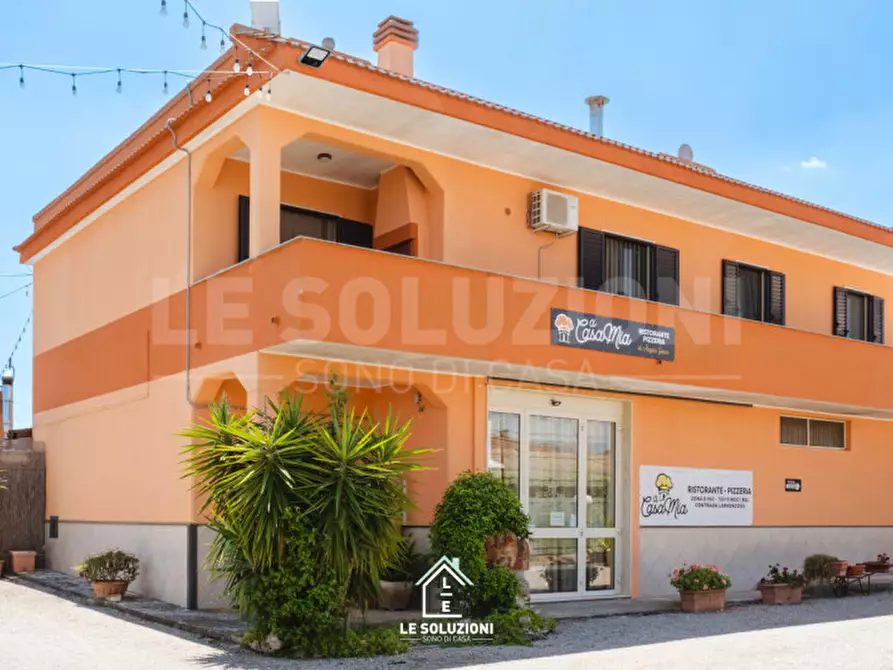 Immagine 100 di Villa in vendita  in strada vicinale cancello 96/C a Noci