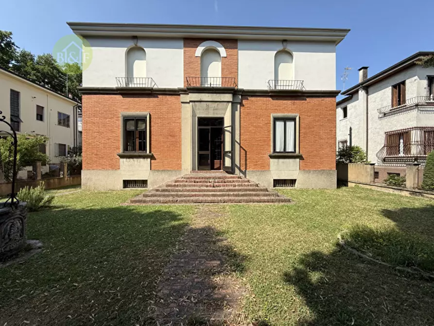 Immagine 2 di Casa bifamiliare in vendita  in Viale dei Tigli 9 a Legnago