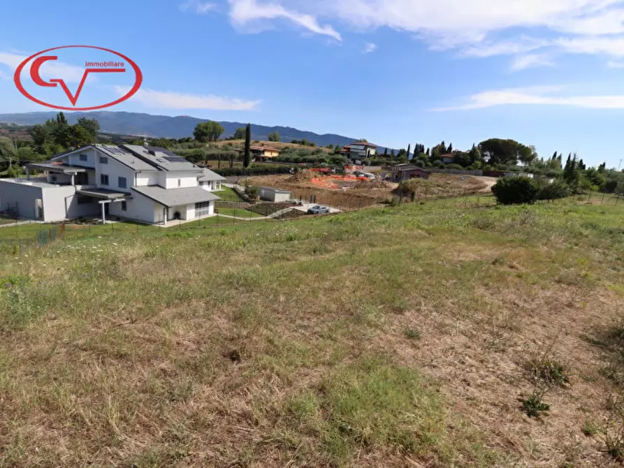 Immagine 5 di Magazzino in vendita  in levane a Montevarchi