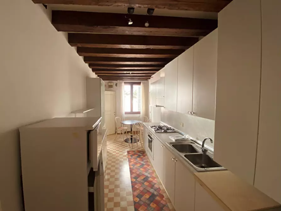 Immagine 3 di Appartamento in vendita  in Via Collalto a Treviso