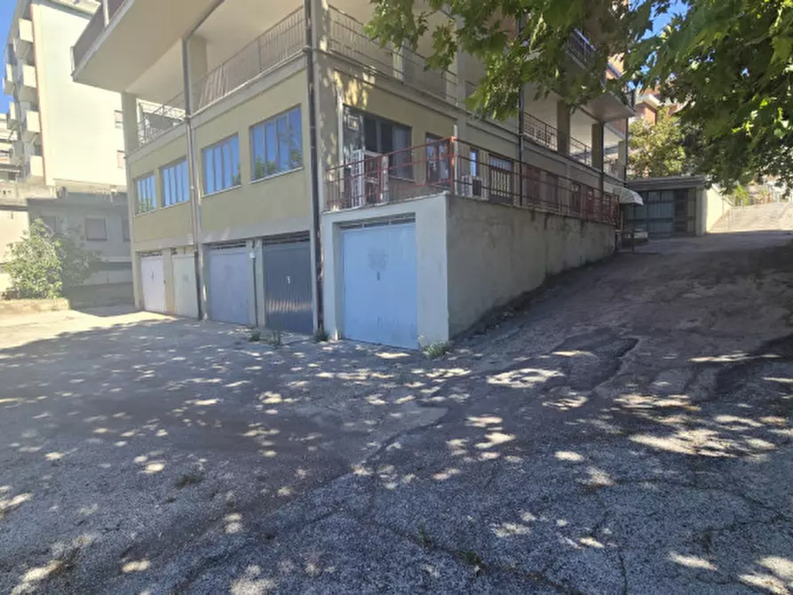 Immagine 7 di Garage in vendita  in Via del Salice, 4 a Terni