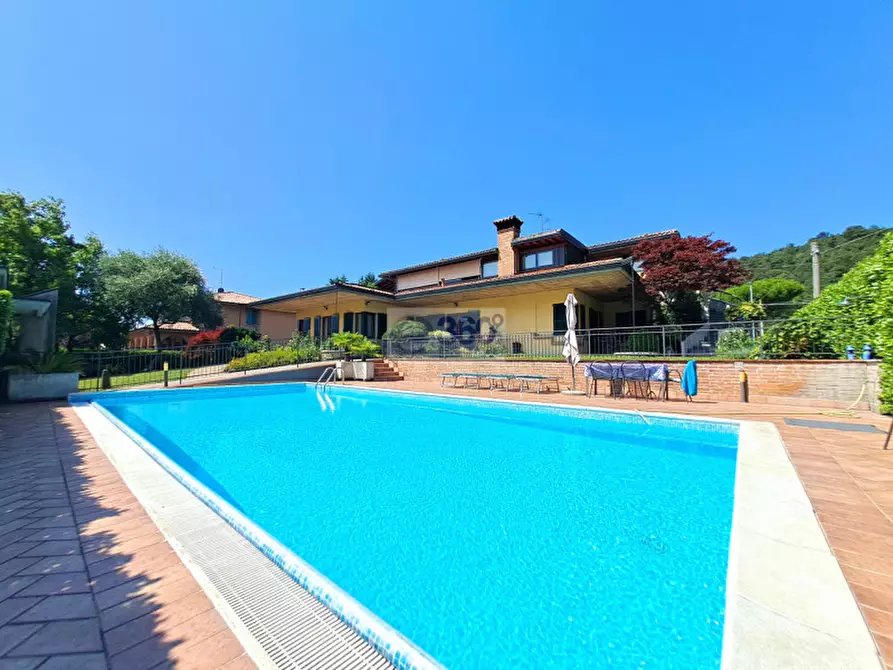 Immagine 3 di Villa in vendita  in Via San Filastro a Provaglio D'iseo